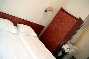 **  ホテル ベンノ アイントホーフェン オランダ